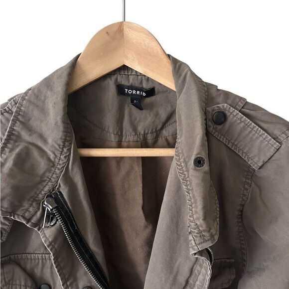 Torrid Light Brown Military Lightweight Zippered Cargo Jacket Size 0 - Picture 2 of 5